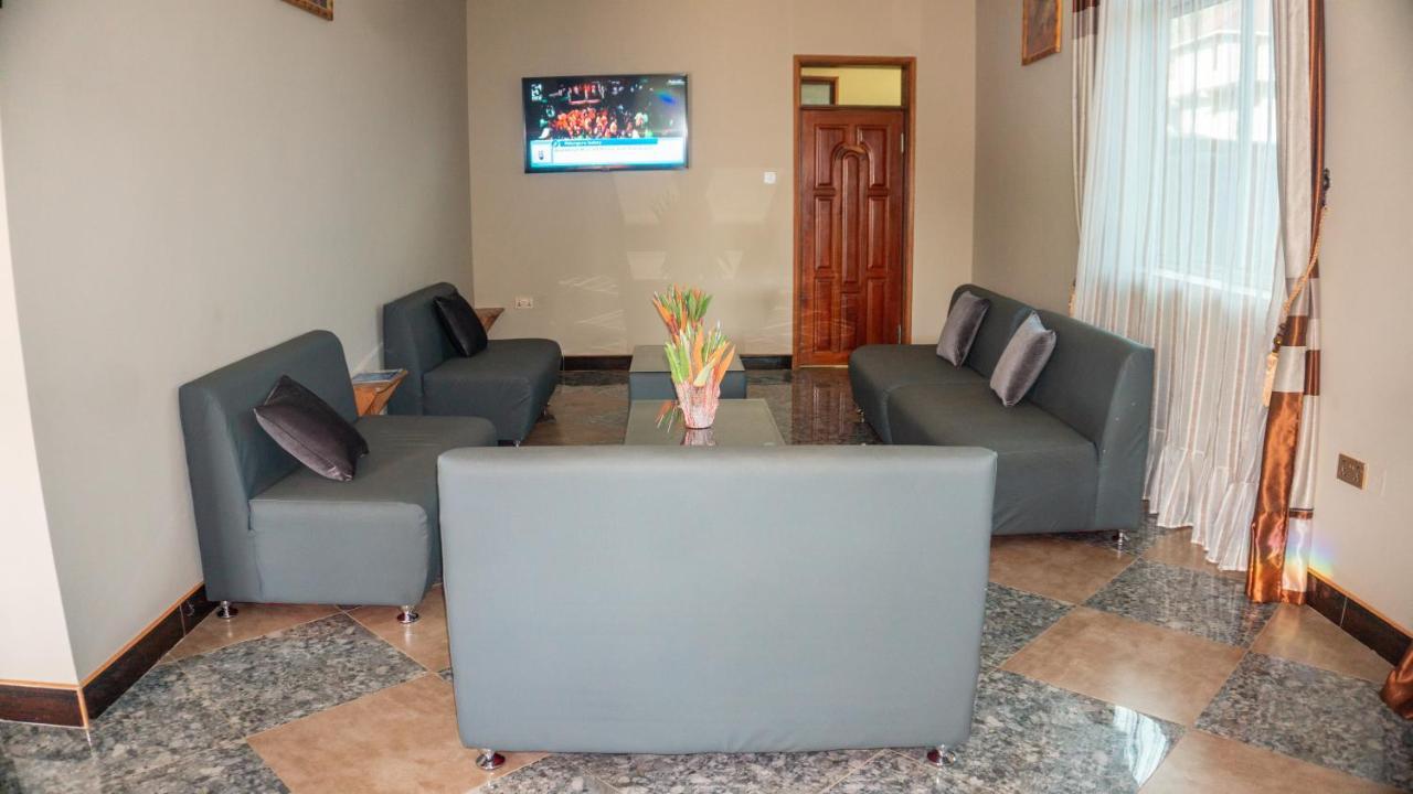 Elanacha Hotel Arusha Esterno foto