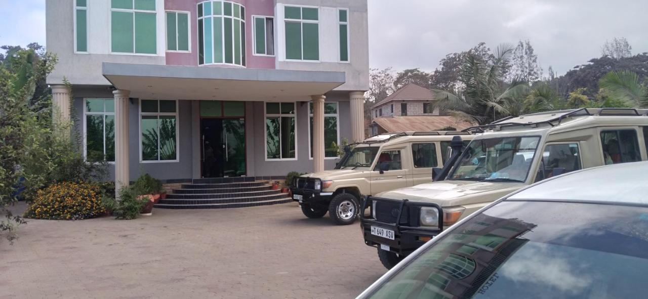 Elanacha Hotel Arusha Esterno foto