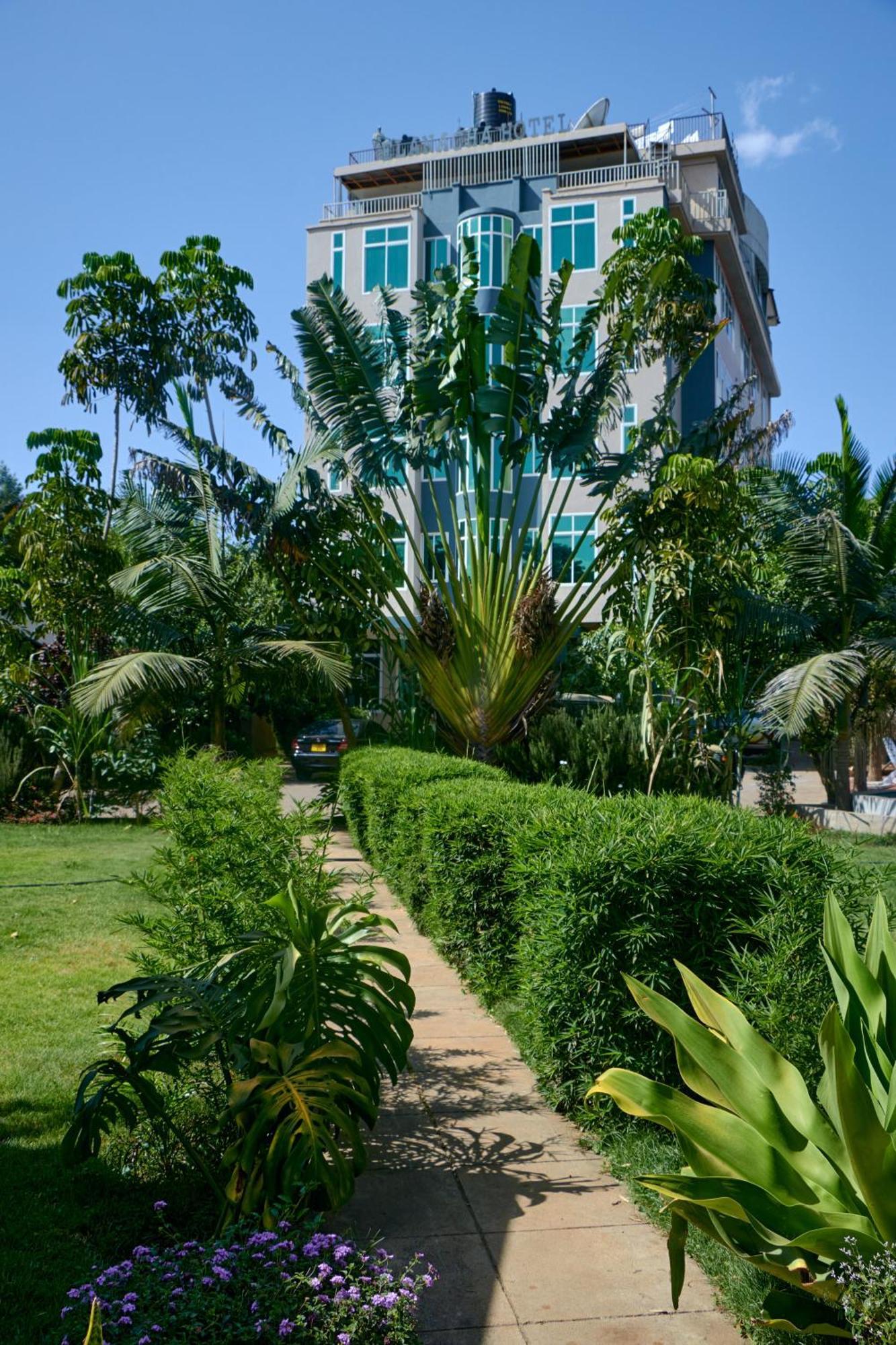 Elanacha Hotel Arusha Esterno foto