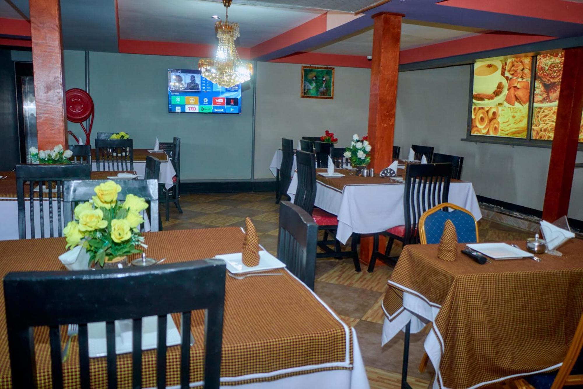Elanacha Hotel Arusha Esterno foto